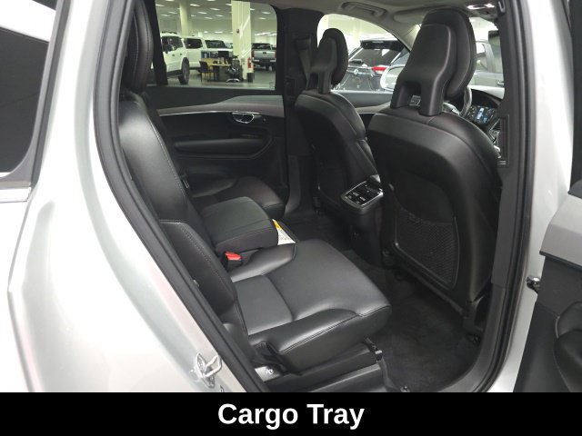 Used 2021 Volvo XC90 T5 Momentum w/ Climate Package AWD/4WD image 9