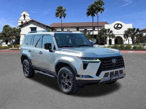 Used 2025 Lexus GX 550 AWD/4WD image 1