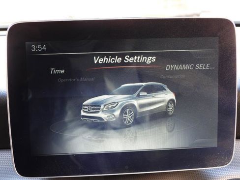 Used 2018 Mercedes-Benz GLA 250 image 59