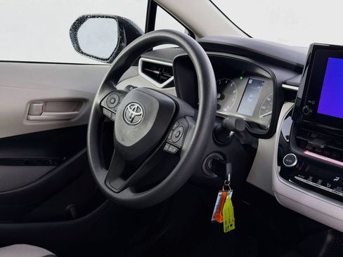 Used 2023 Toyota Corolla LE FWD image 37