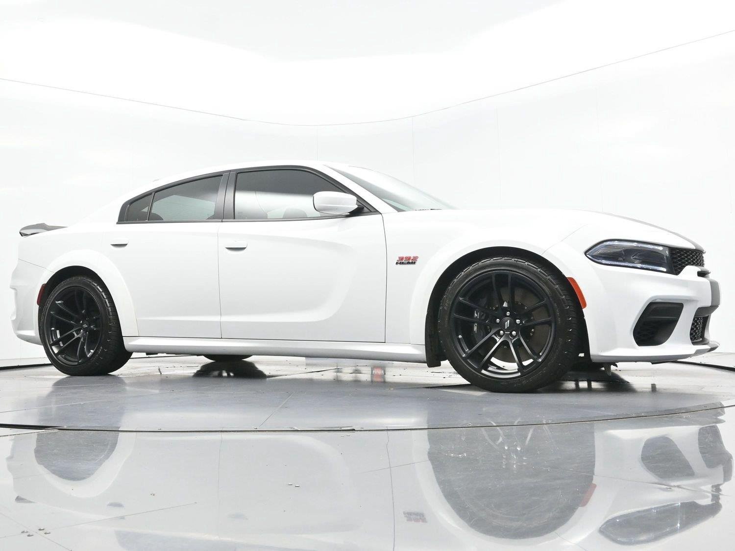 Used 2022 Dodge Charger Scat Pack RWD image 37