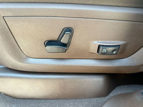 Used 2025 RAM 2500 Limited image 12