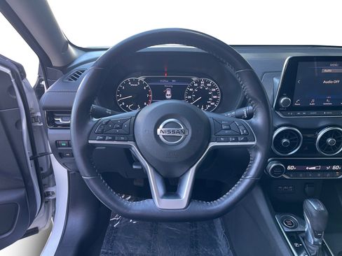 Used 2020 Nissan Sentra SV image 12