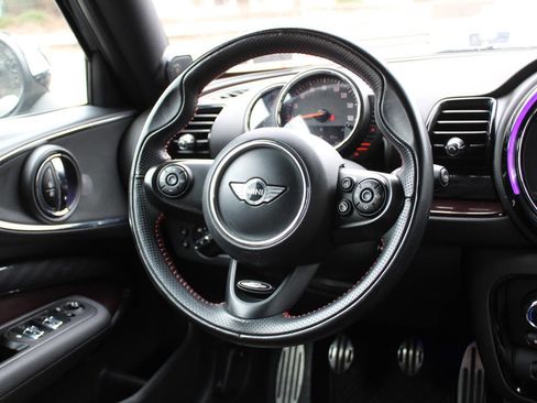 Used 2016 MINI Cooper Clubman S image 15