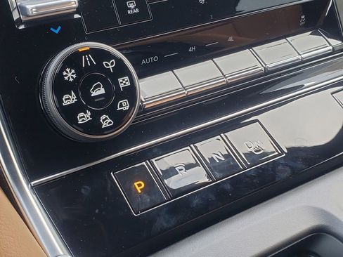 New 2026 Nissan Armada SL image 30