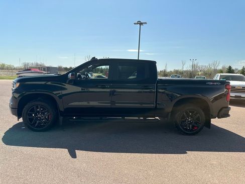 Used 2023 Chevrolet Silverado 1500 RST w/ Redline Edition AWD/4WD image 35