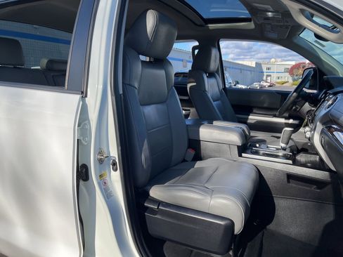 Used 2016 Toyota Tundra Limited image 15
