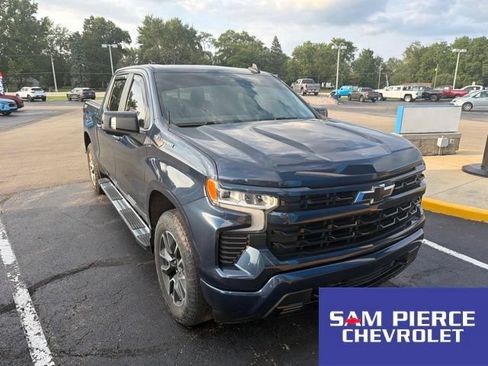 Used 2022 Chevrolet Silverado 1500 RST w/ Convenience Package II AWD/4WD image 1