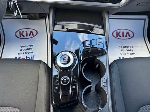 Used 2023 Kia Sportage LX image 14