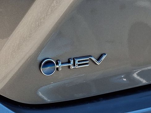 Used 2025 Toyota Camry SE FWD image 31