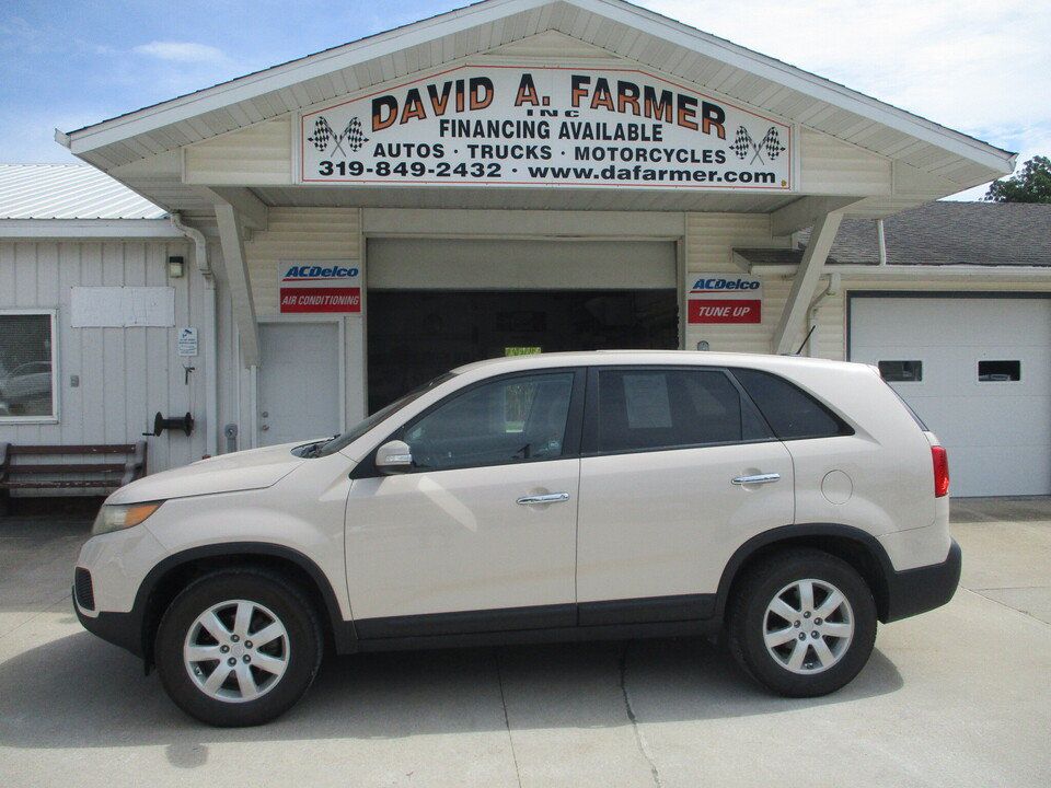 Used 2012 Kia Sorento FWD w/ Third Row Pkg image 12