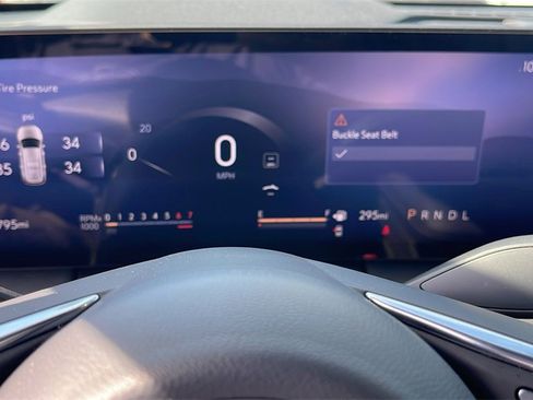 Used 2025 Buick Enclave Sport Touring w/ Power Package image 21