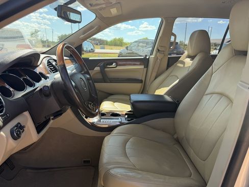 Used 2011 Buick Enclave CXL FWD image 12