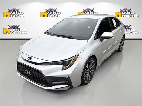 Used 2022 Toyota Corolla SE w/ Carpet Mat Package (TMS) image 1