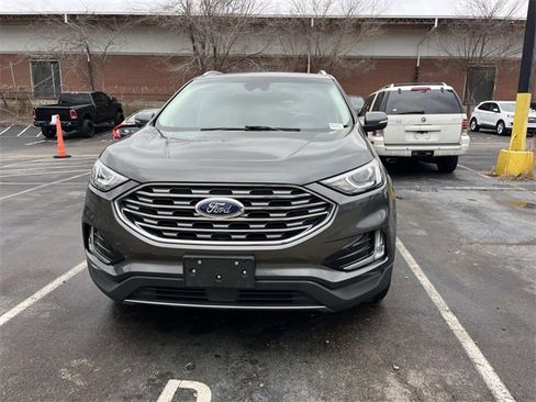 Used 2019 Ford Edge SEL w/ Equipment Group 201A image 8