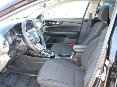 Used 2019 Kia Forte S w/ S Premium Package image 27