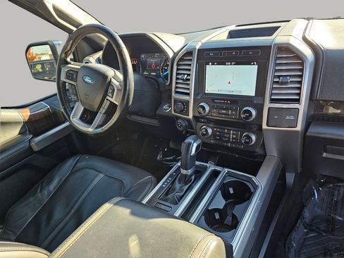 Used 2017 Ford F150 Platinum w/ Technology Package image 22