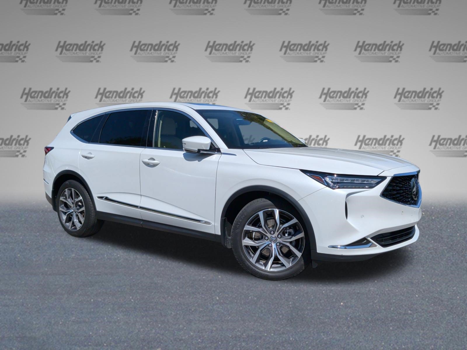 Used 2023 Acura MDX w/ Technology Package FWD image 2