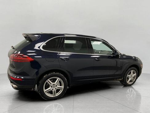 Used 2018 Porsche Cayenne S image 12