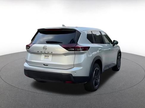 Used 2025 Nissan Rogue SV FWD image 12