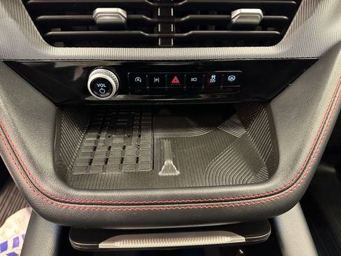 Certified 2025 Ford Explorer ST image 27