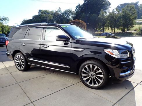 Used 2020 Lincoln Navigator Reserve image 6