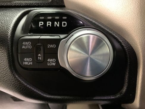 Used 2019 RAM 1500 Laramie image 31