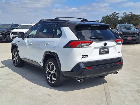 Used 2024 Toyota RAV4 XSE w/ Premium Package image 7