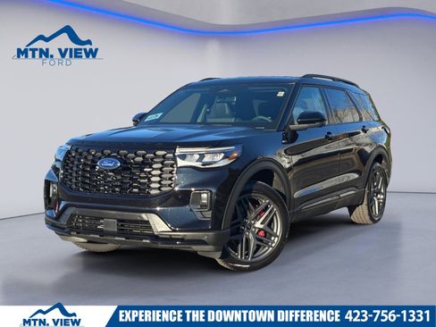 Used 2025 Ford Explorer ST-Line w/ Premium Package image 1