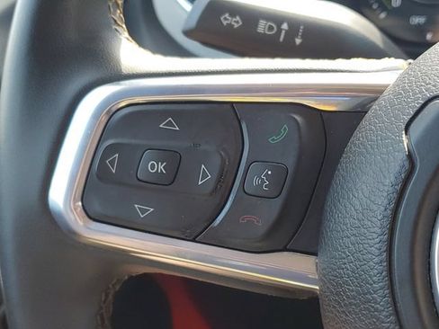 Used 2024 Jeep Wrangler Unlimited Sahara AWD/4WD image 10