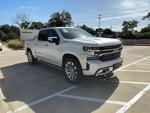 Used 2021 Chevrolet Silverado 1500 High Country w/ Technology Package image 8