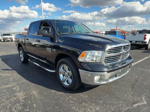 Used 2019 RAM 1500 Big Horn AWD/4WD image 2