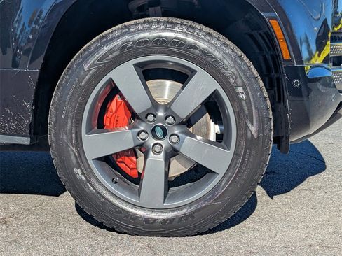 Used 2023 Land Rover Defender 130 X image 31