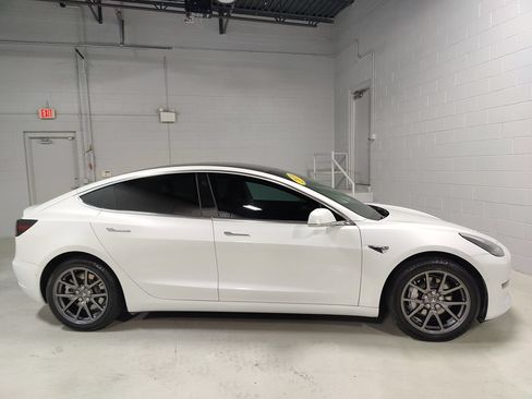 Used 2019 Tesla Model 3 Performance AWD/4WD image 5