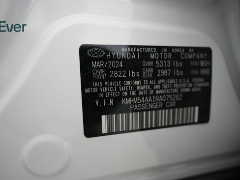 Used 2024 Hyundai Ioniq 6 Limited image 26