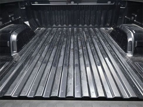 Used 2022 Chevrolet Silverado 1500 Custom image 26