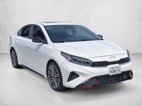 Used 2023 Kia Forte GT FWD image 3