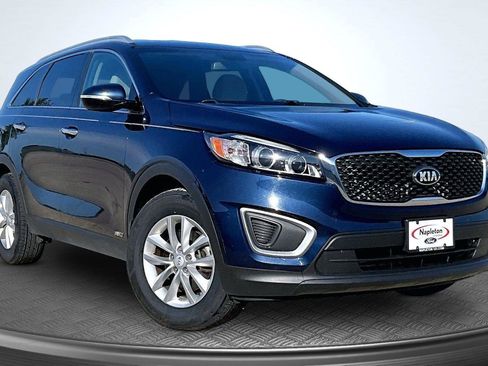 Used 2018 Kia Sorento AWD image 13