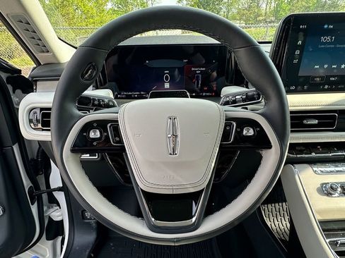 New 2026 Lincoln Aviator Reserve AWD/4WD image 8