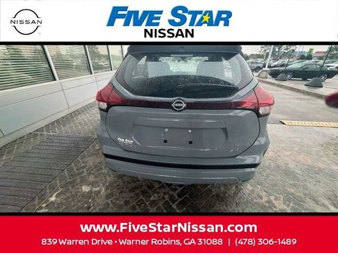 Used 2024 Nissan Kicks SR FWD image 19