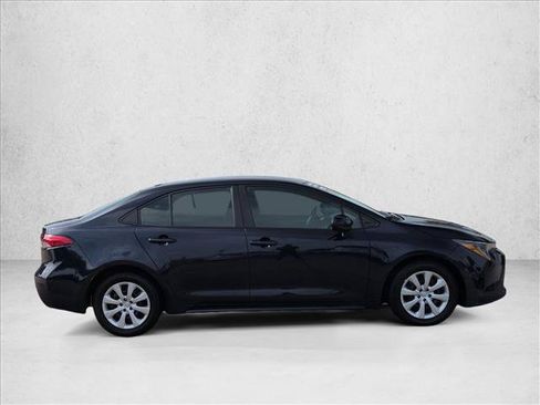 Used 2024 Toyota Corolla LE FWD image 4