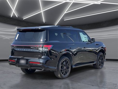 New 2026 INFINITI QX80 4WD w/ Sport Exterior Package image 4
