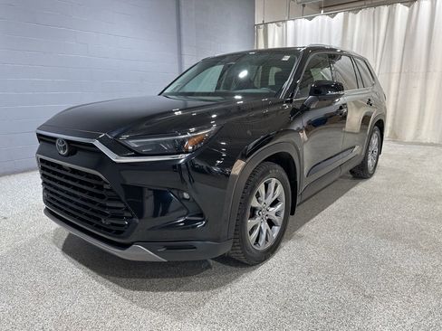 Certified 2024 Toyota Grand Highlander Limited image 5