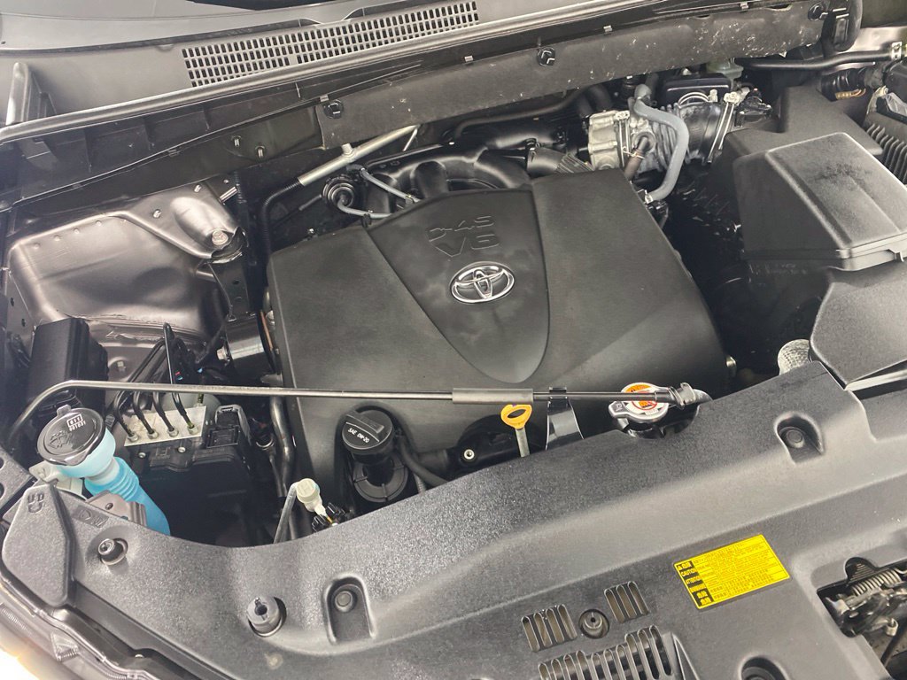 Used 2019 Toyota Highlander Limited Platinum AWD/4WD image 33
