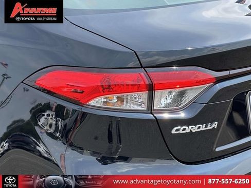 Used 2024 Toyota Corolla LE FWD image 13