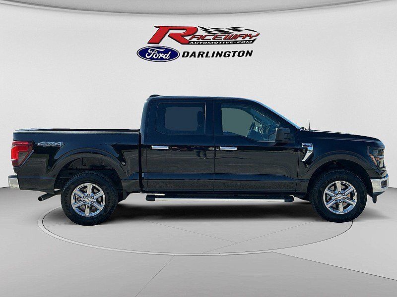 Used 2025 Ford F150 XLT w/ Equipment Group 301A Standard AWD/4WD image 6