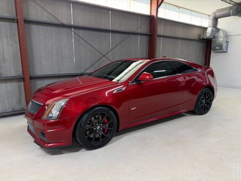 Used 2014 Cadillac CTS V image 3