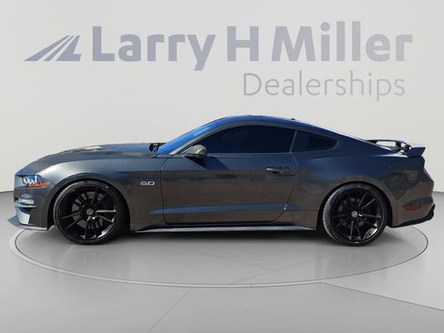 Used 2018 Ford Mustang GT Premium w/ GT Performance Package RWD image 2