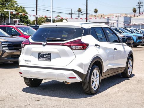 Used 2025 Nissan Kicks Play S FWD image 6