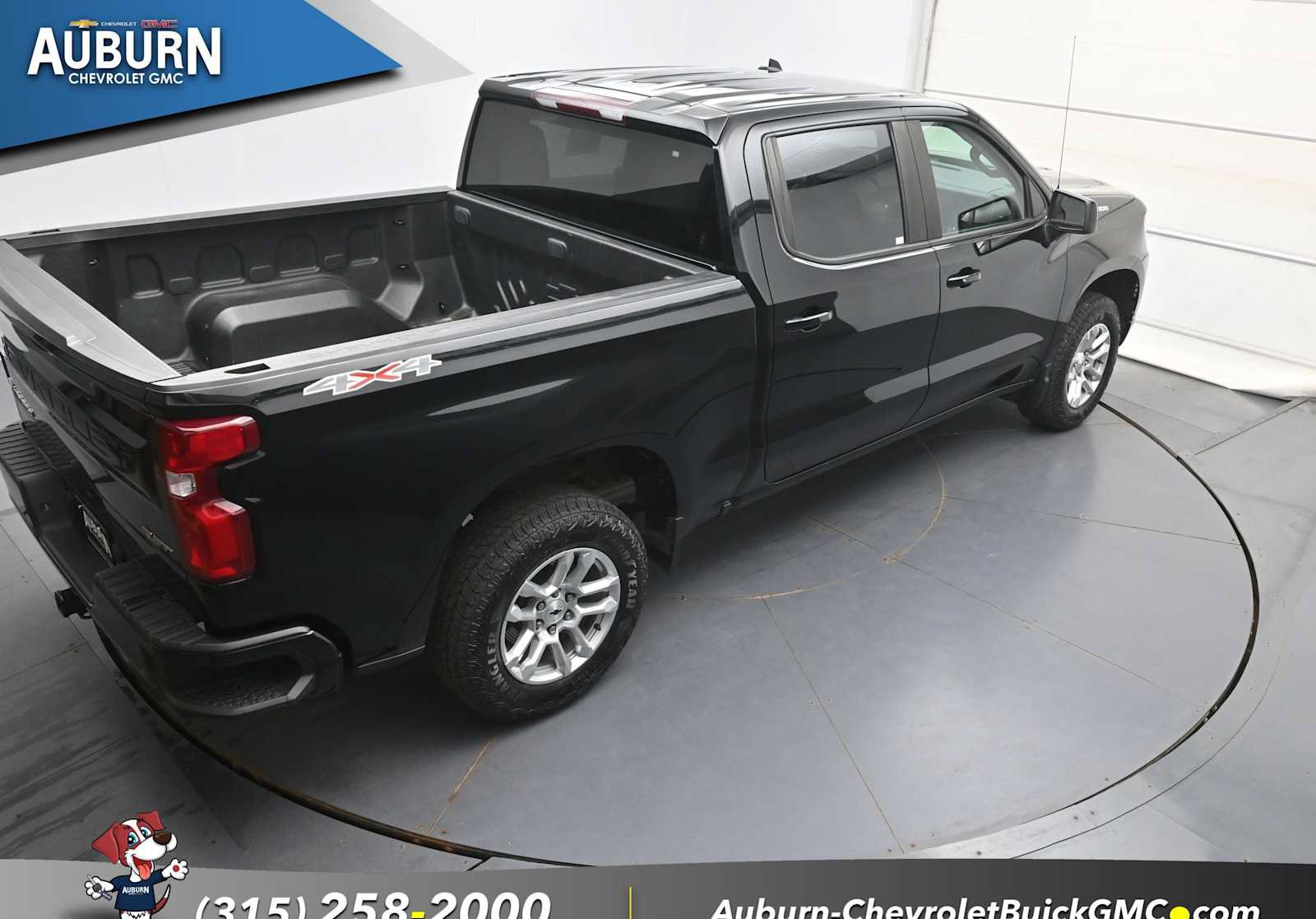 Used 2023 Chevrolet Silverado 1500 RST AWD/4WD image 32